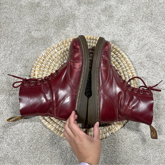 Dr. Martens Women’s Pascal Cherry Shiraz Buttero Leather 8-Eye Boots Size 6 - Picture 4 of 16
